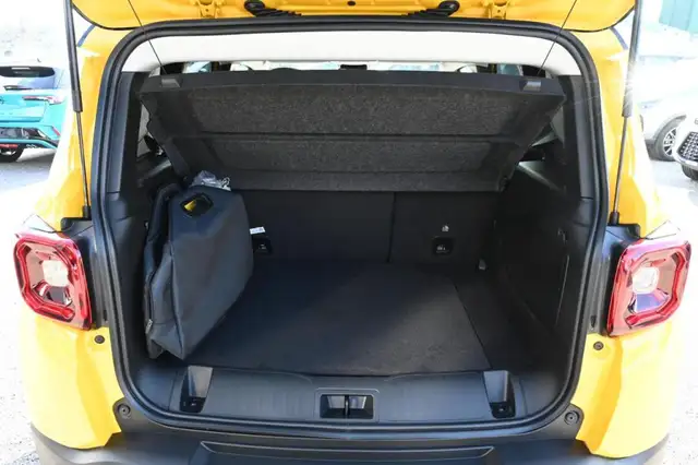Jeep Renegade view 9
