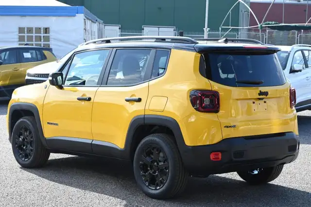 Jeep Renegade view 7