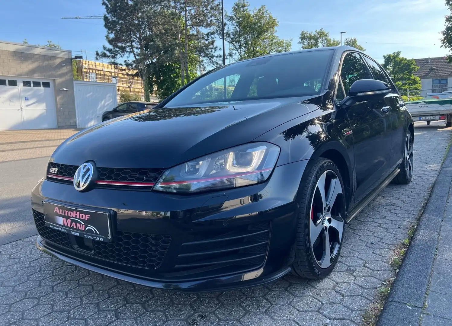 Volkswagen Golf VII Lim. GTI Performance BMT/DSG/Leder Schwarz - 1