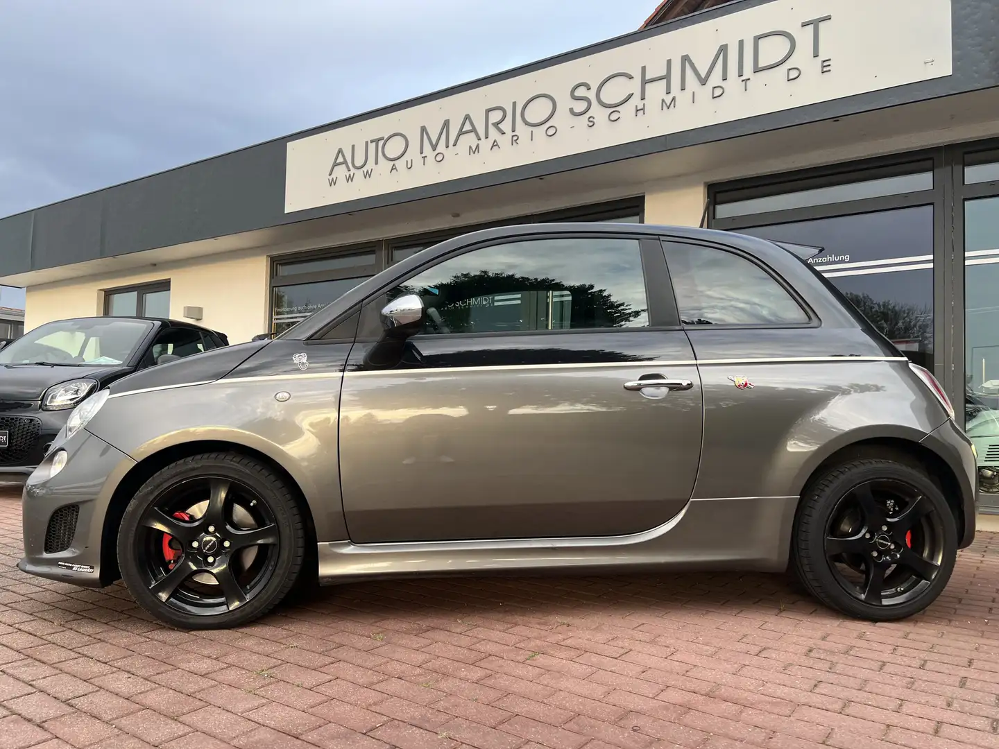 Abarth 500 1,4l Turbo Leder*Klimaautomatik*Bi-Xenon*1.H Gris - 1