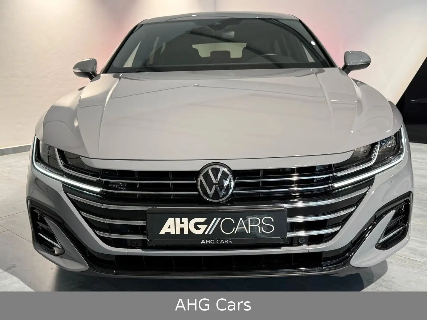 Volkswagen Arteon Shooting Brake R-Line 2.0 TSI*LED*R-CAMR* Grijs - 1