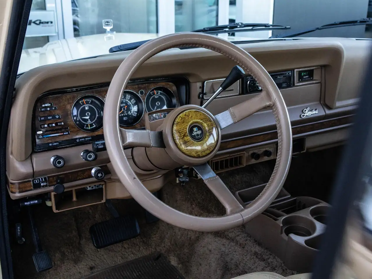 Jeep Wagoneer 5.9 V8 Limited Wagon, foto 7