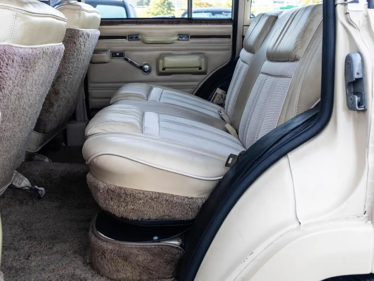 Jeep Wagoneer 5.9 V8 Limited Wagon, foto 9