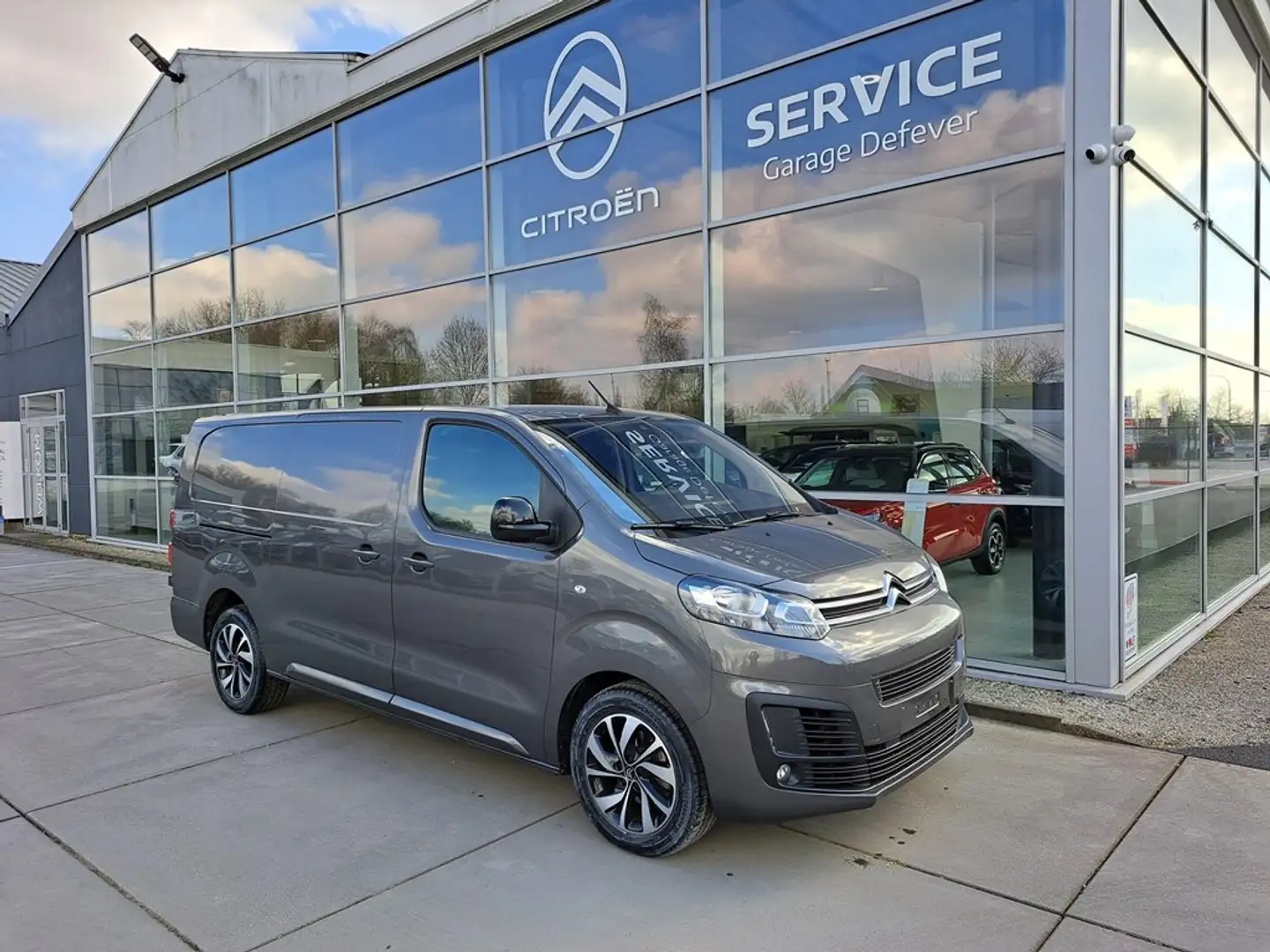 Citroen Jumpy XL 2.0 BlueHDi 145 Driver S&S Grijs - 1