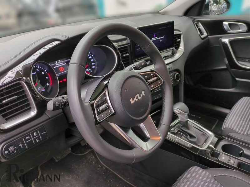 Kia Ceed SW / cee'd SW Ceed Sportswagon 1.5 T-GDI DCT Vision + Komfort-Pl — photo 10