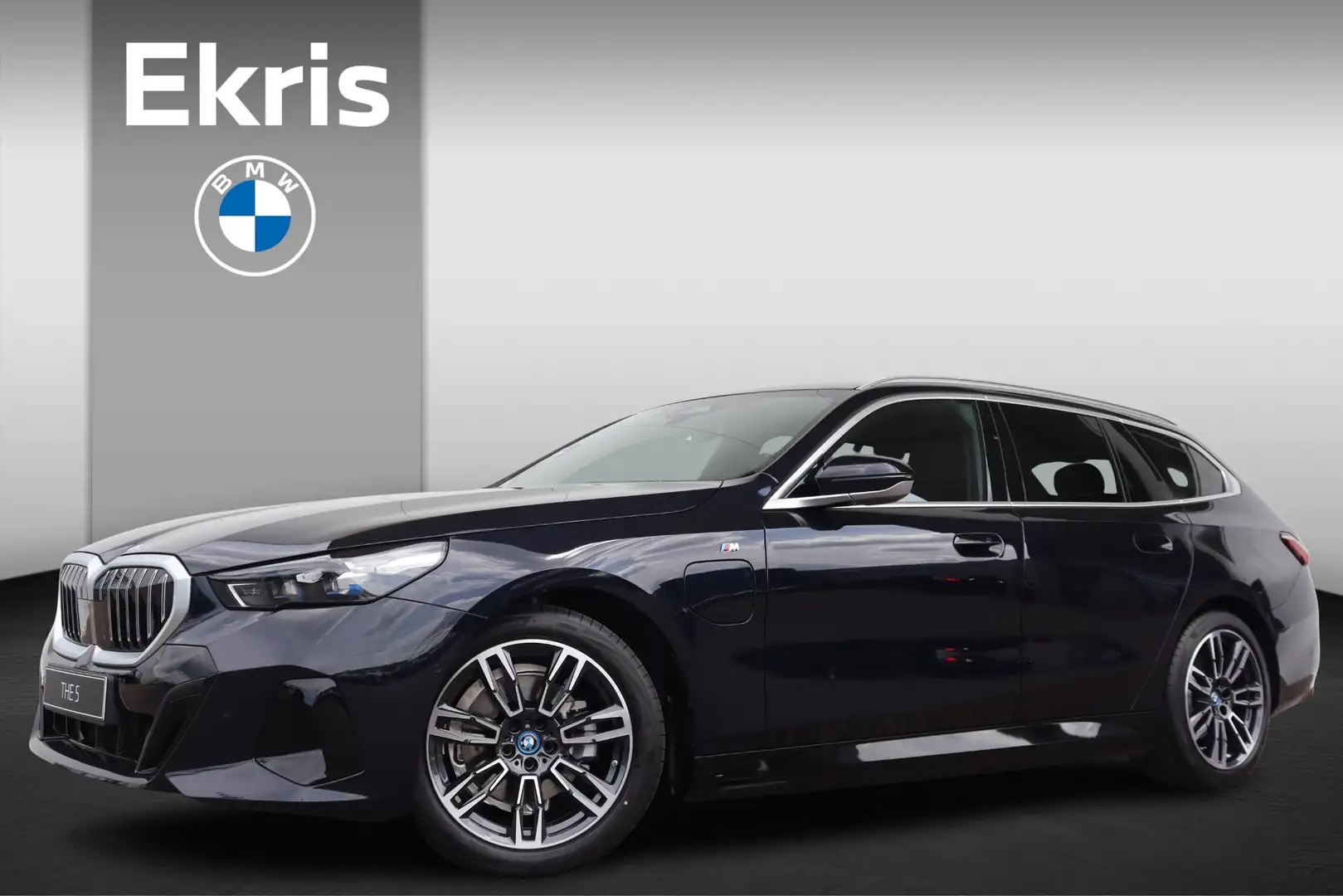 BMW 530 5 Serie Touring 530e M Sport Edition | M Sportpakk Zwart - 1