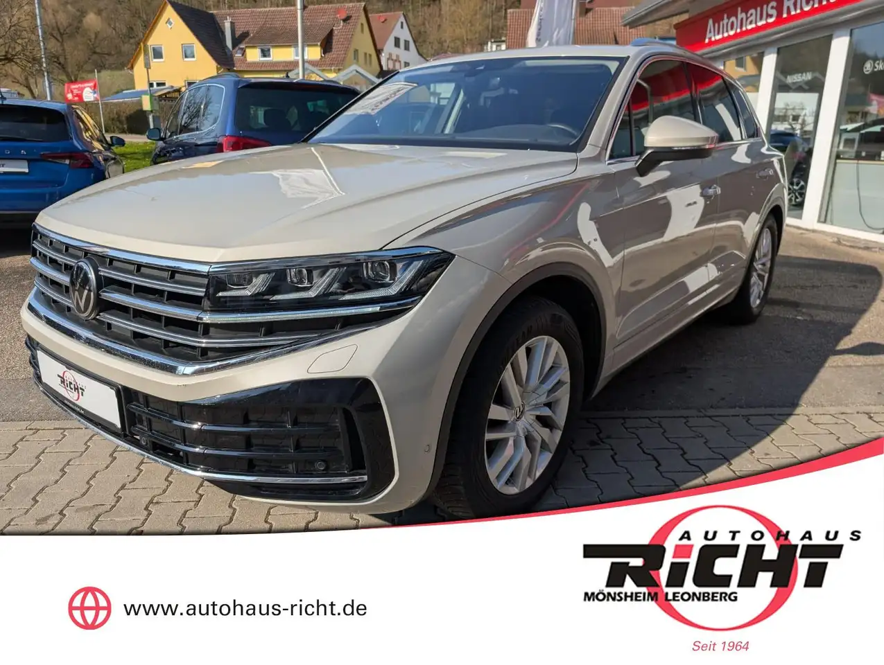 Volkswagen Touareg 3.0TDI Elegance Luft AHK Travel Beh. Front