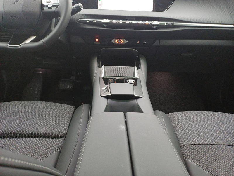 DS Automobiles DS 4 PALLAS BlueHDi 130 — photo 13