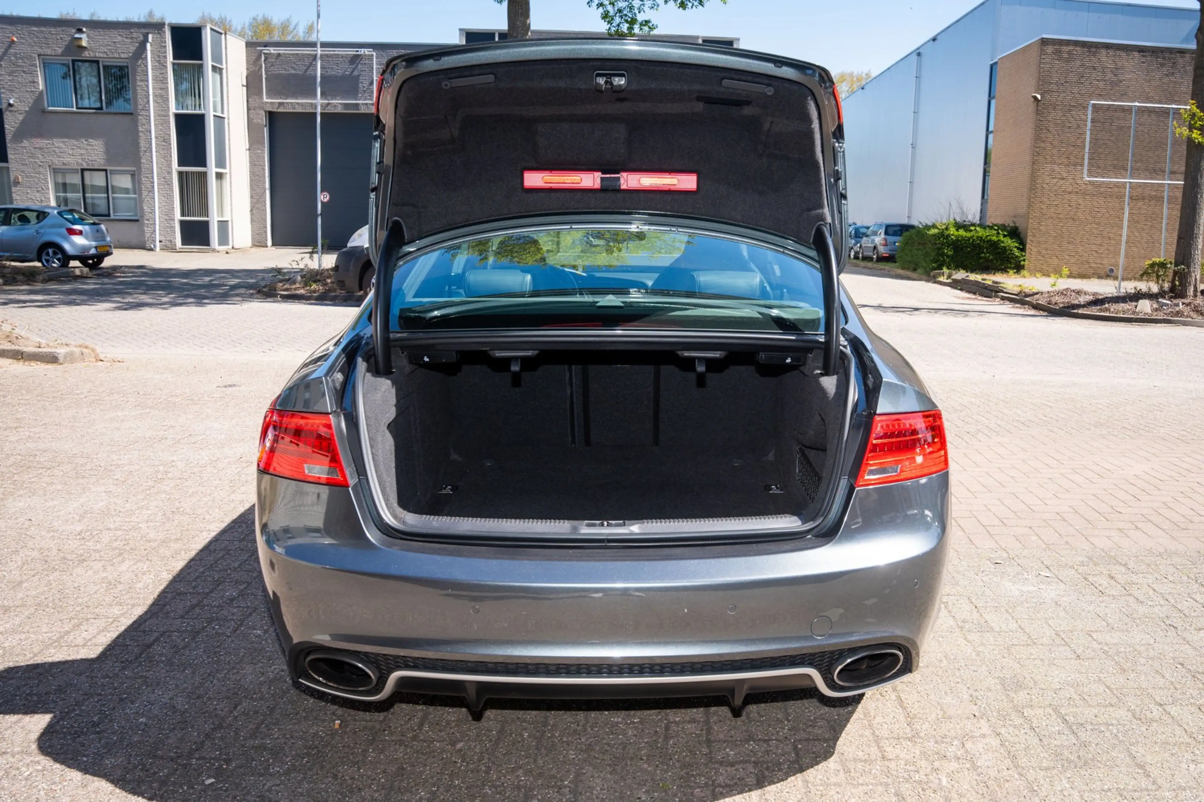 Audi RS5 A5 Coupé 4.2 FSI quattro — photo 9