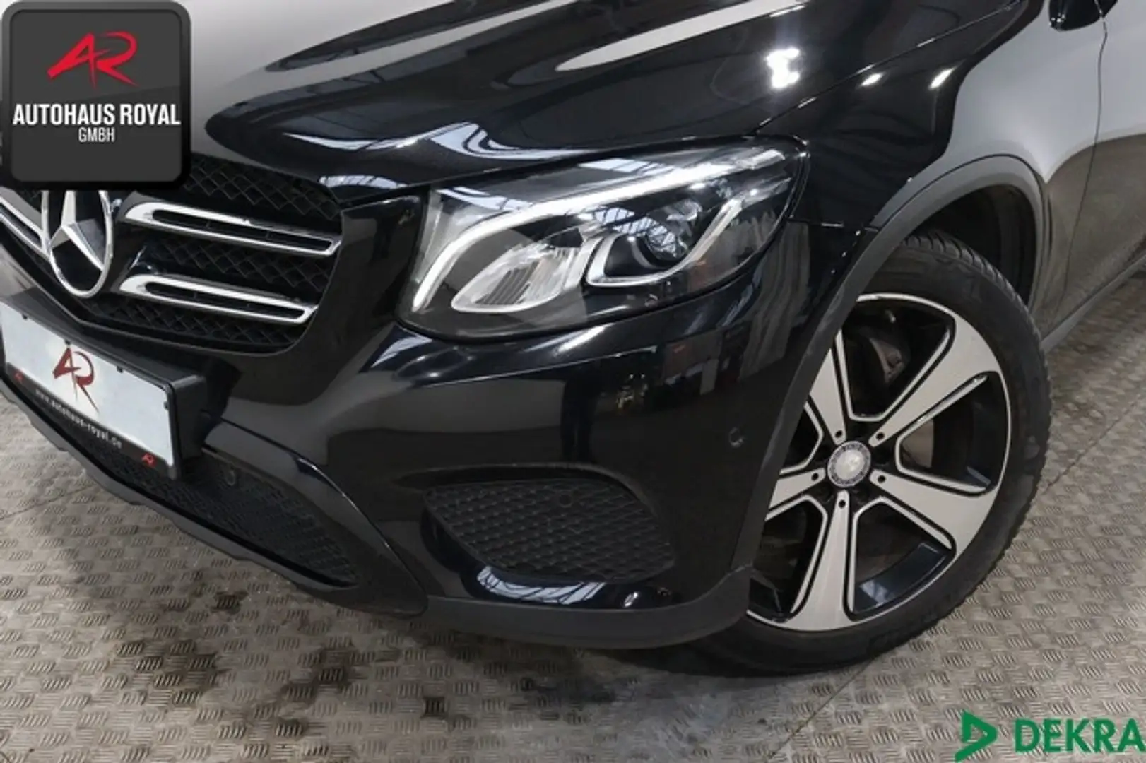 Mercedes-Benz GLC 250 4M NIGHT KAMERA,NAVI,PANO,METALLIC,20Z. Noir - 2