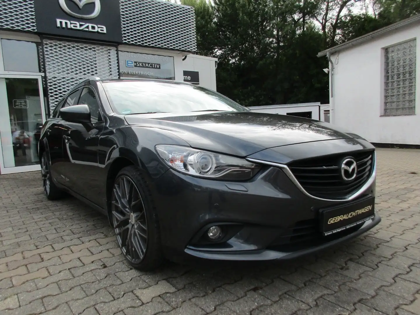 Mazda 6 Kombi Center-Line / Technik- und Touringpaket Gris - 1
