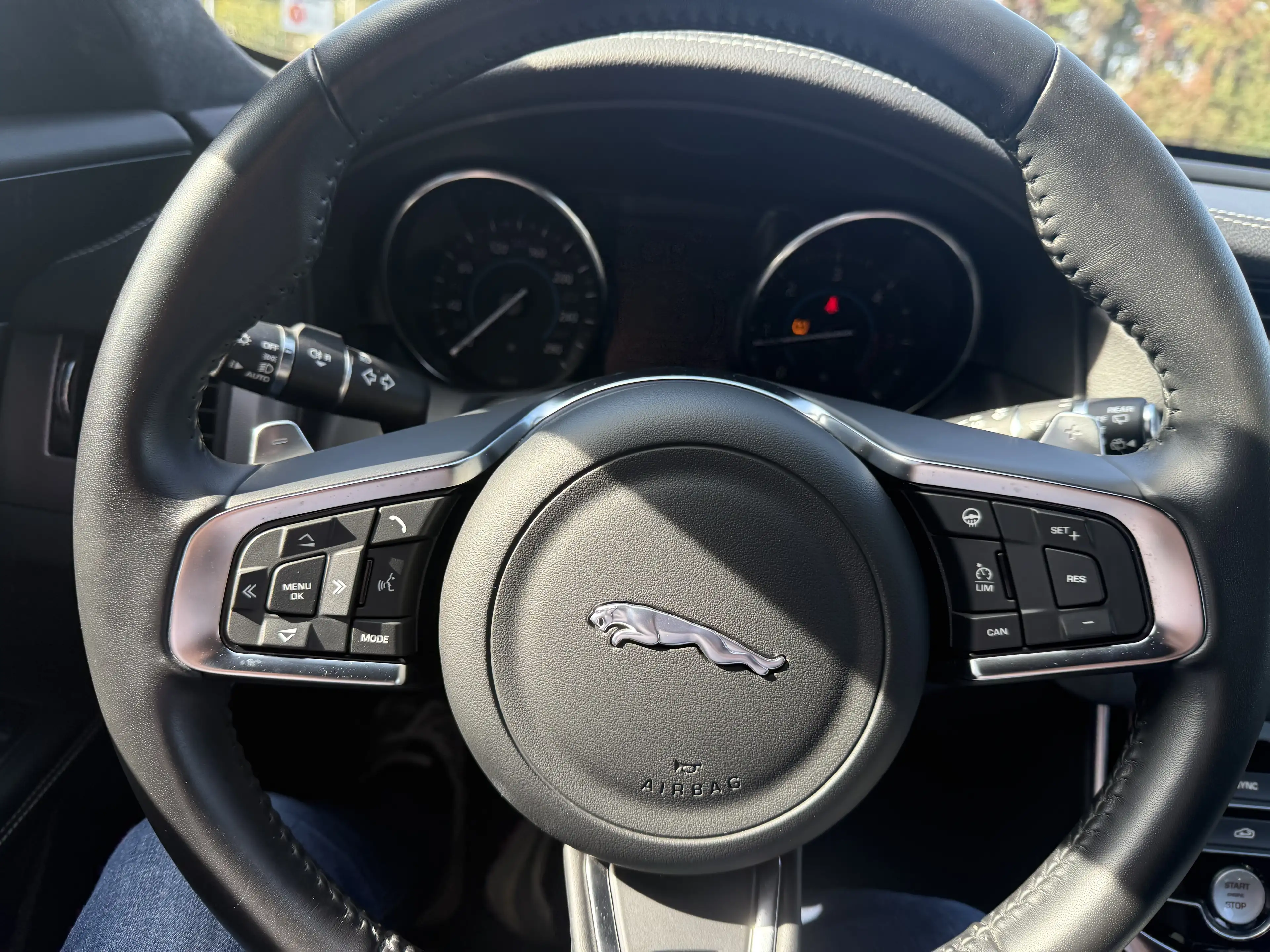 Jaguar XF XF R-Design Sportbrake AWD Allrad EXTRAS — photo 13