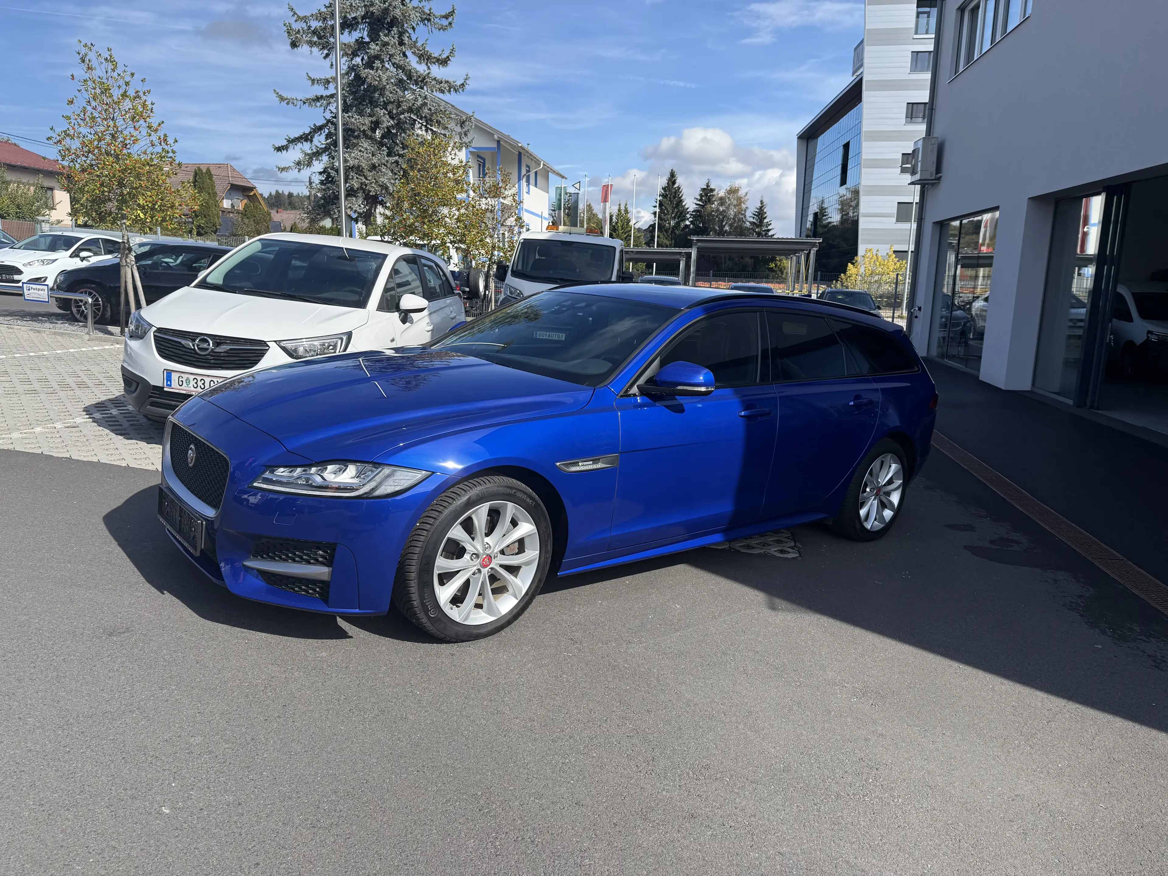 Jaguar XF XF R-Design Sportbrake AWD Allrad EXTRAS — photo 2