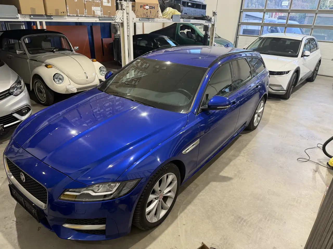 Jaguar XF