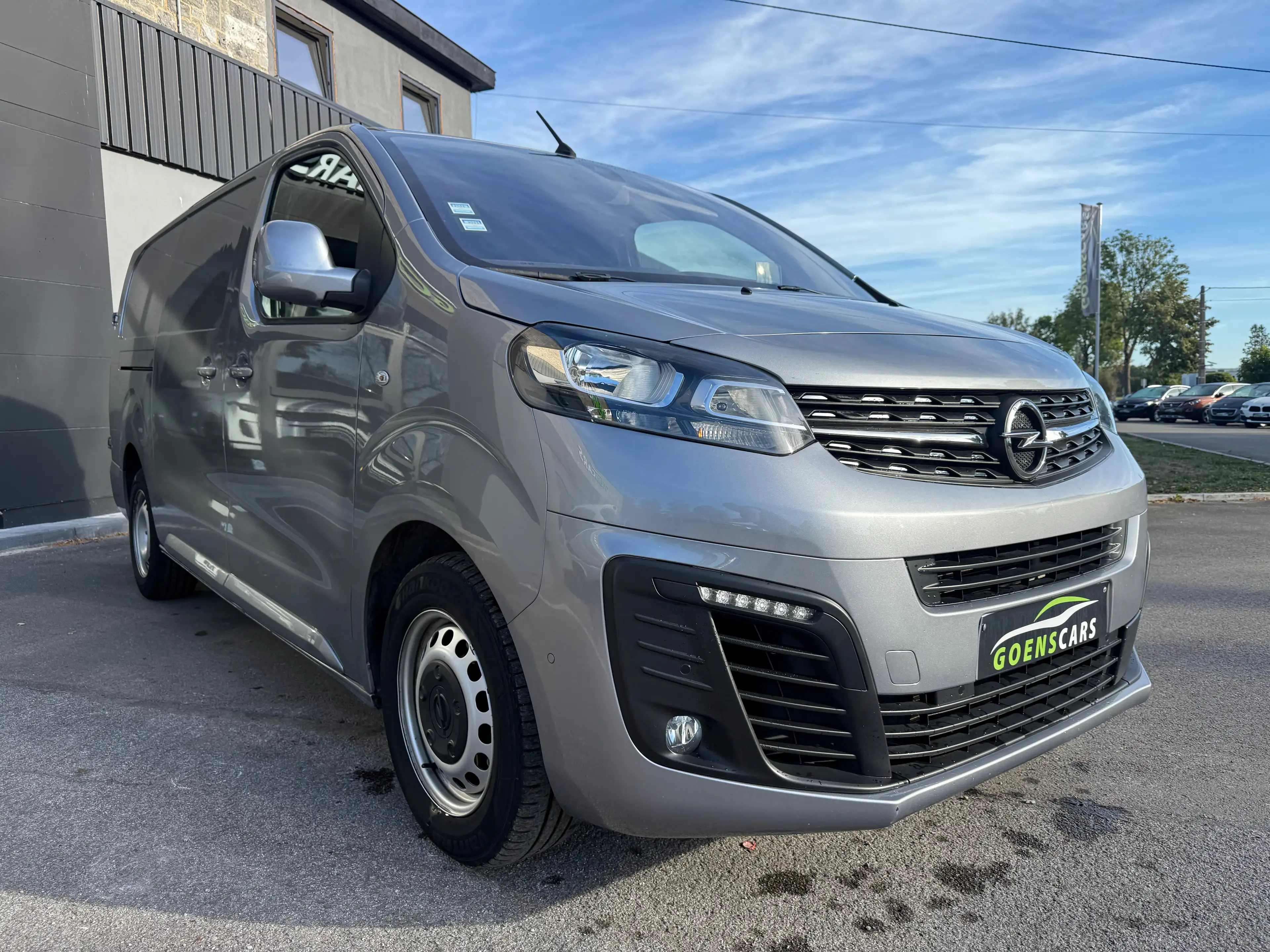 Opel Vivaro 2.0CDTi 3 PLACE UTILITAIRE,TVA RÉCUPÉRABLE,CAMÉRA,RADARS,CRUISE,CLIM,RADIO… — photo 3