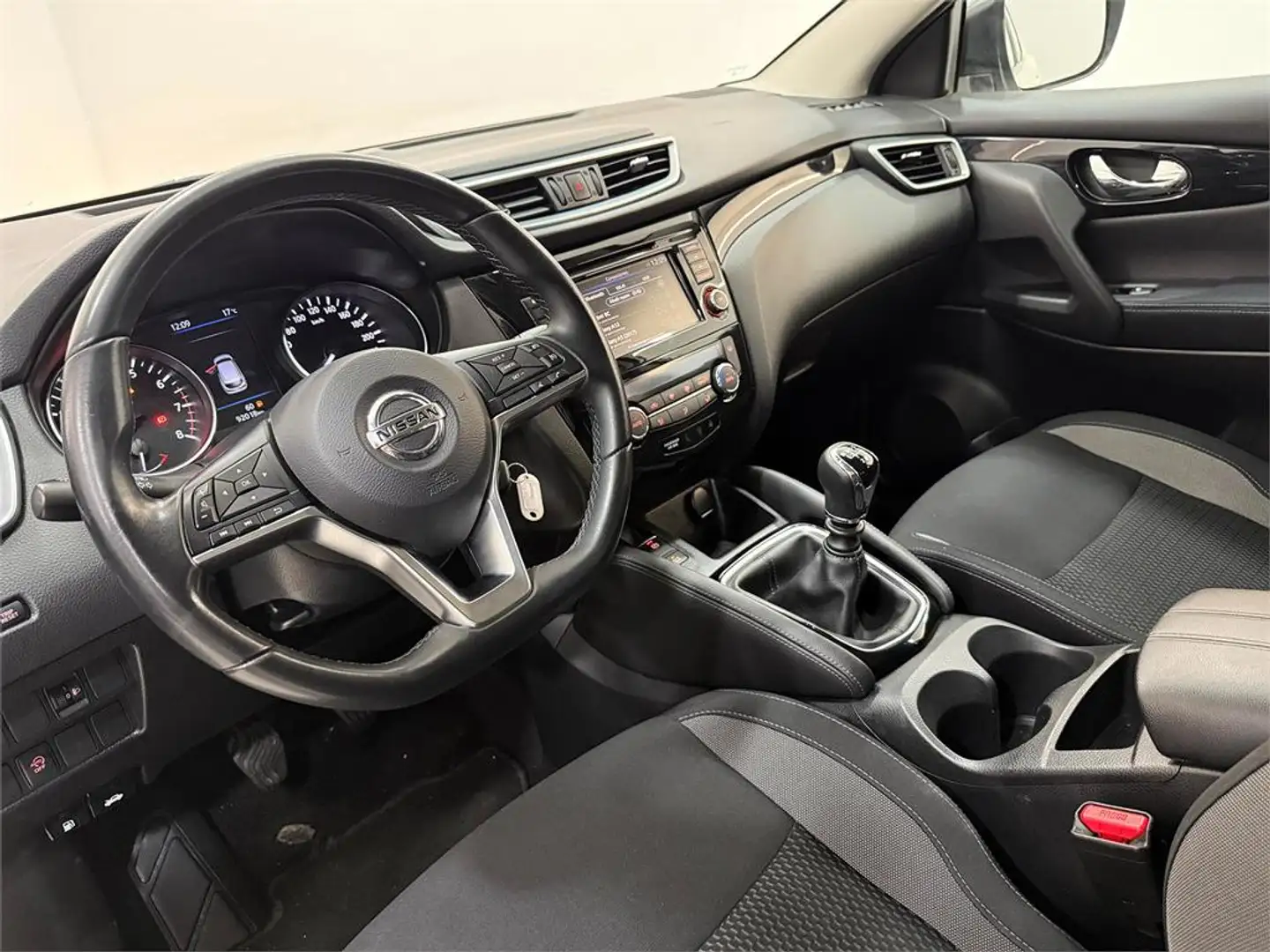 Nissan Qashqai DIG-T 103 kW (140 CV) E6D ACENTA - 2