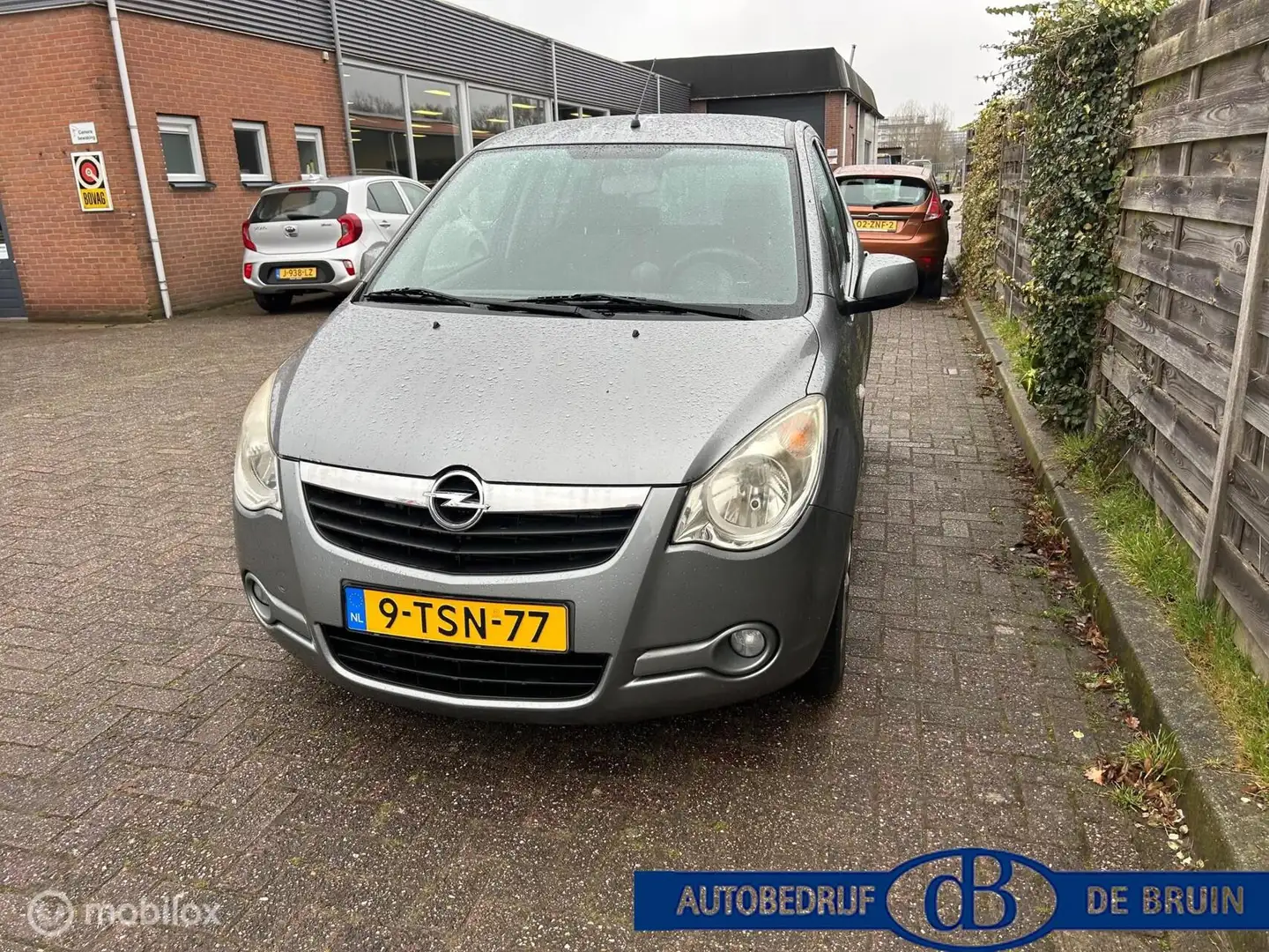 Opel Agila 1.0 Berlin Trekhaak Gris - 2