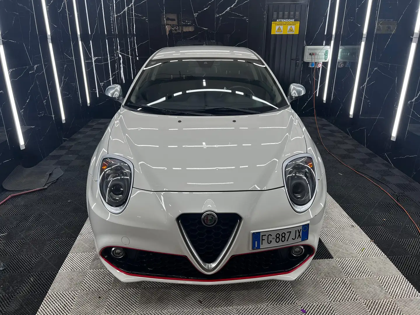 Alfa Romeo MiTo MiTo 2017 1.4 Distinctive 78cv E6 Bianco - 2