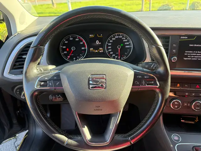 Seat Leon view 9