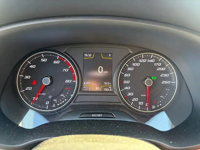 Seat Leon view 11