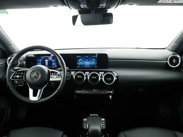 Mercedes-Benz A-Class view 9