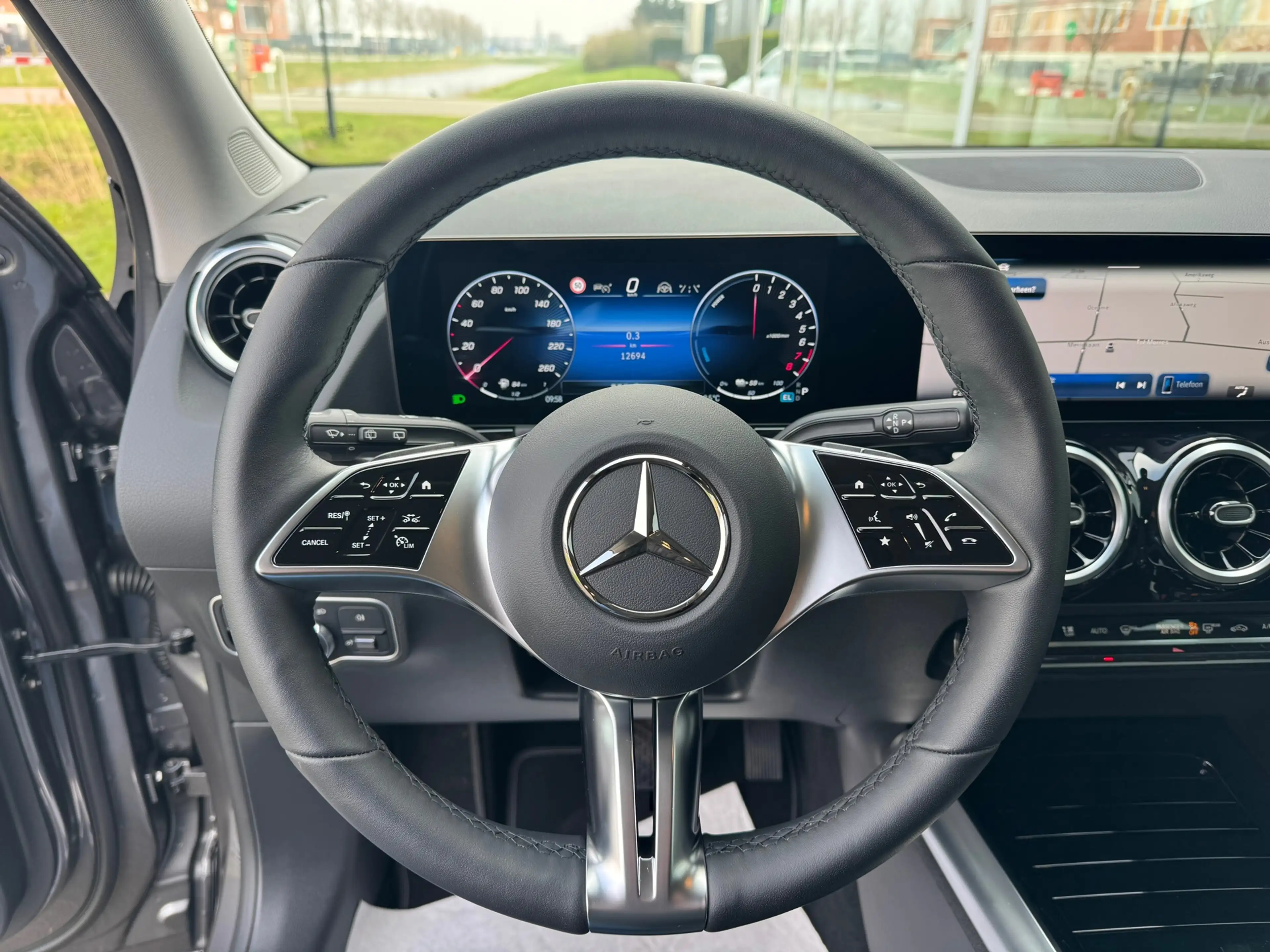 Mercedes-Benz GLA 250 e Progressive line Advanced automaat ,elektrische — photo 13