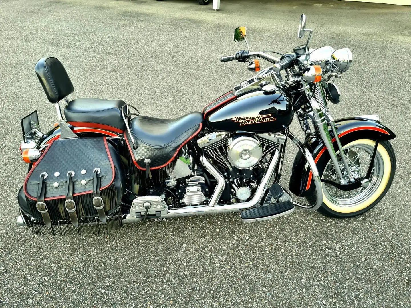 Harley-Davidson Heritage Springer crna - 1
