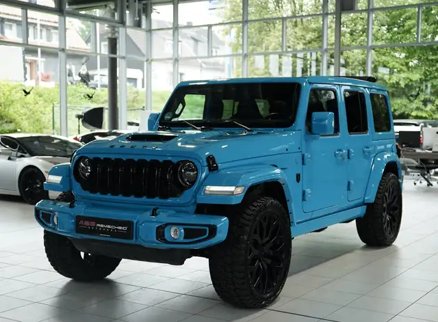 Jeep Wrangler view 3