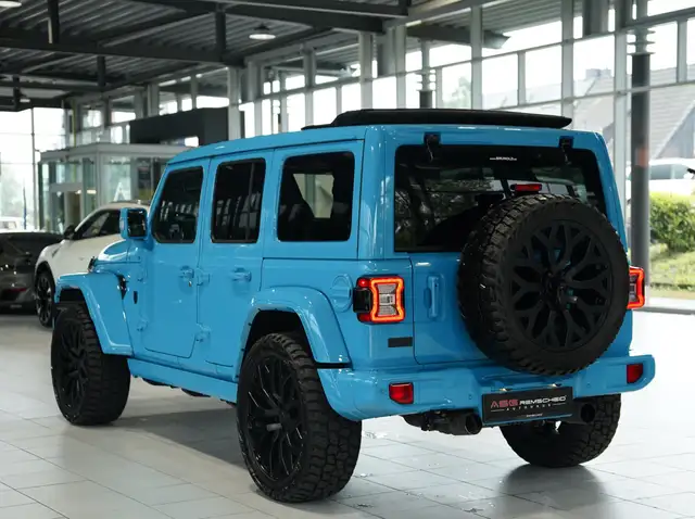 Jeep Wrangler view 9