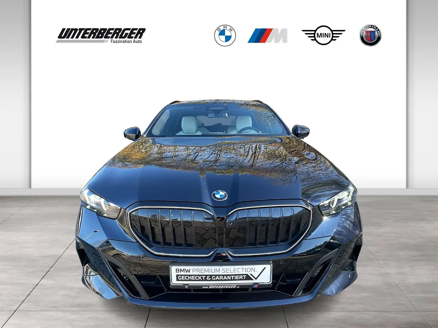 BMW 540 d xDrive Touring M Sportpaket Pro-BMW Iconic Glow- Schwarz - 2