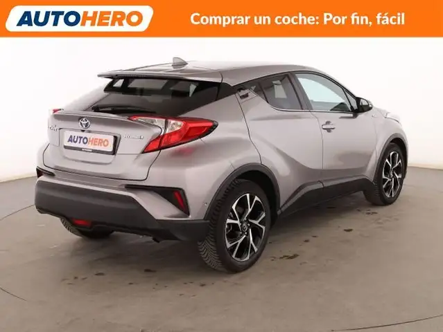 Toyota C-HR view 6