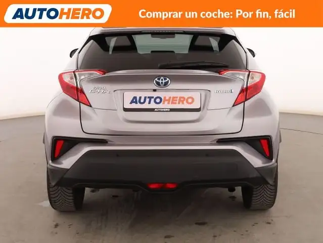 Toyota C-HR view 5