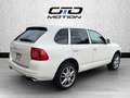 Porsche Cayenne Cayenne Turbo 4.5i V8 - 450 - BVA Tiptronic Blanc - thumbnail 4