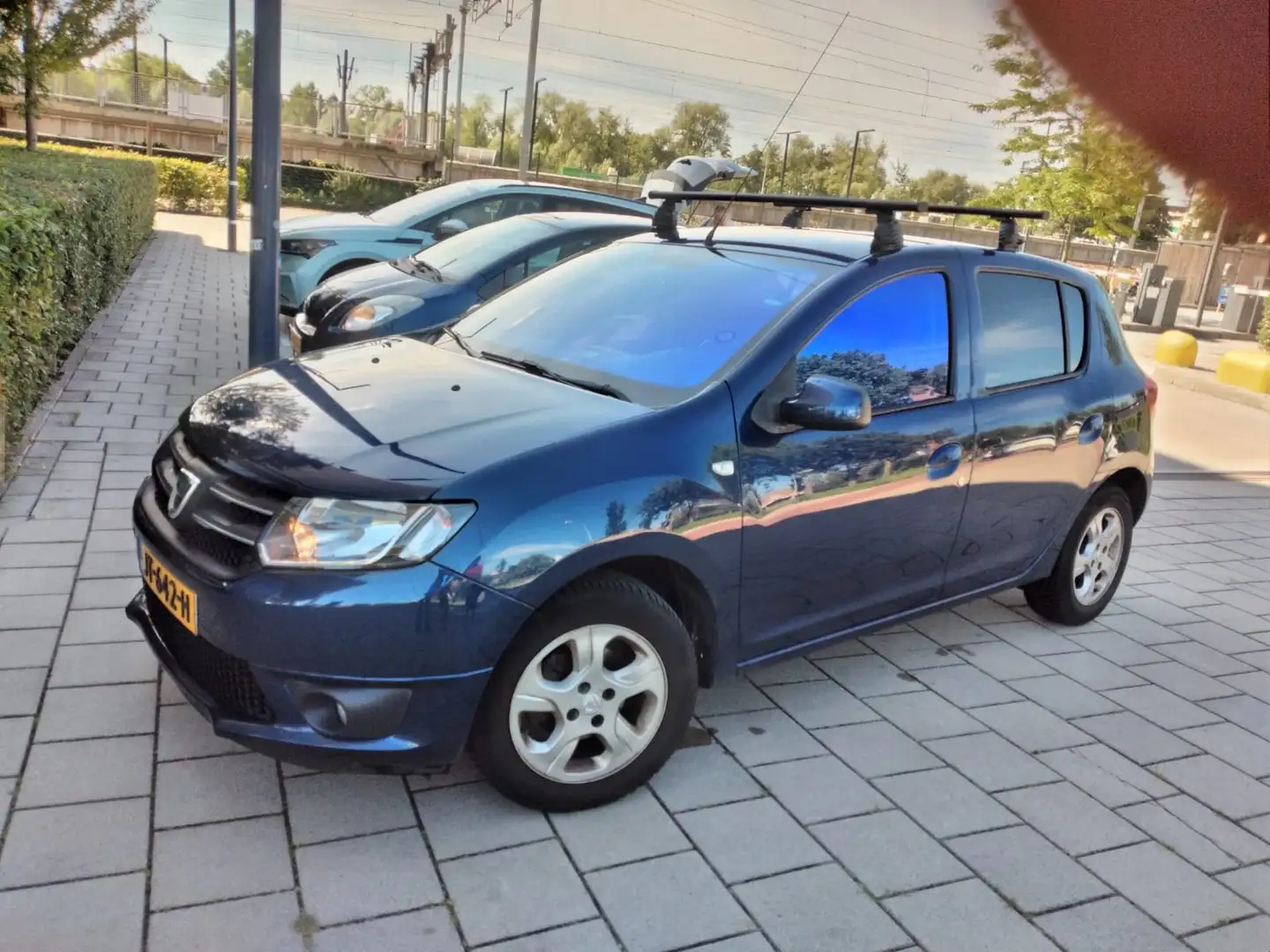 Dacia Sandero Sandero 0.9 TCe Bi-F Lauré. Blauw - 2