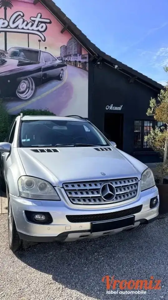 Mercedes-Benz ML 320