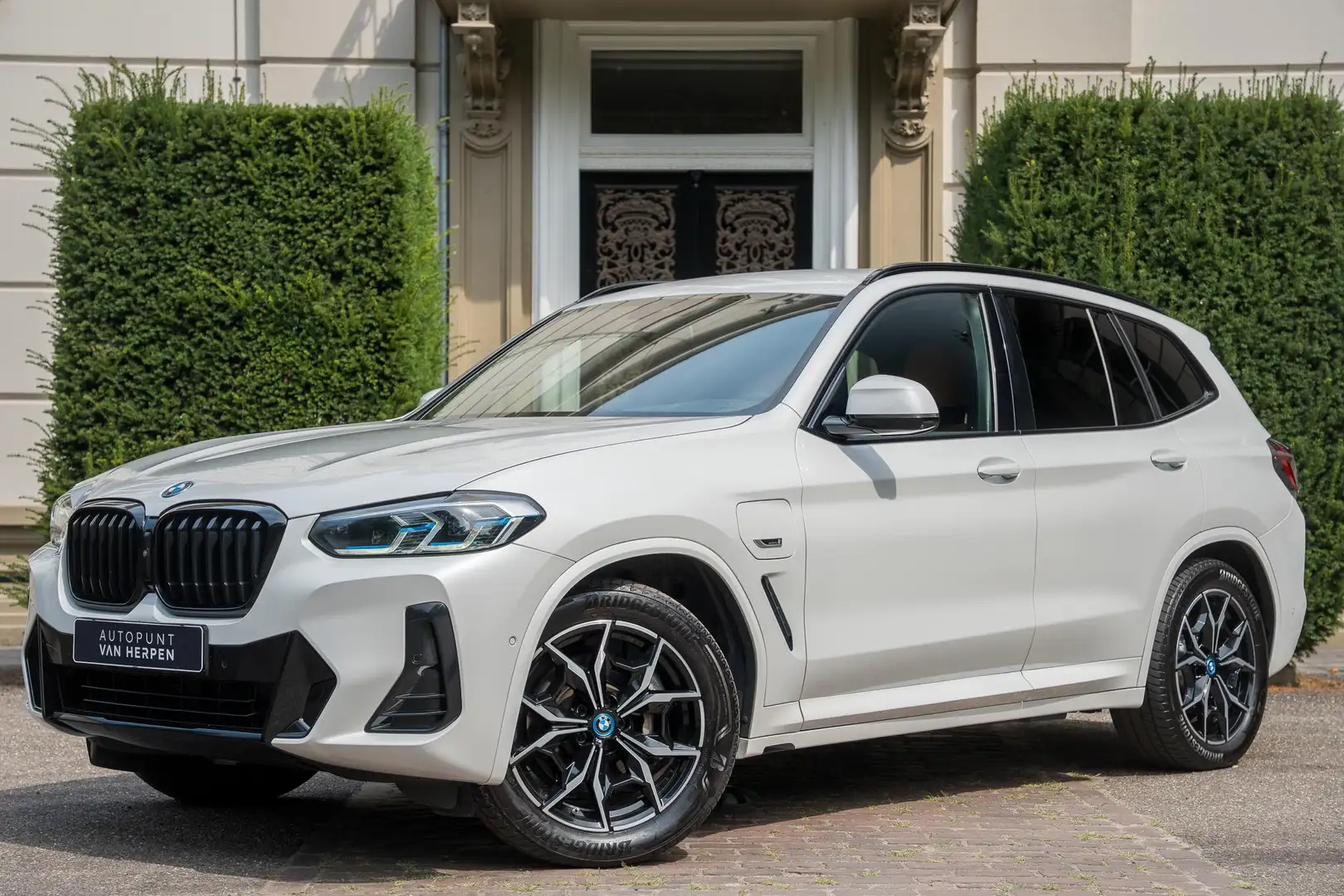 BMW X3 xDrive30e M-Sport TREKHAAK | 360 CAM | LASER | COG Blanc - 1