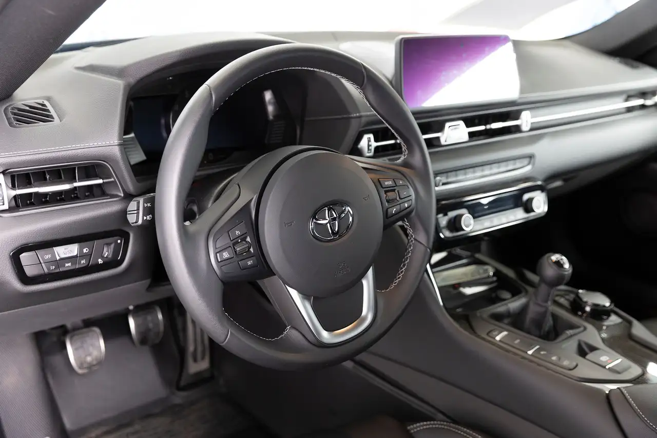 Toyota GR Supra снимка Toyota GR Supra