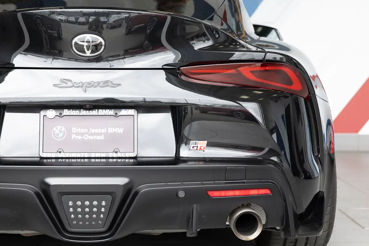 Toyota GR Supra снимка Toyota GR Supra