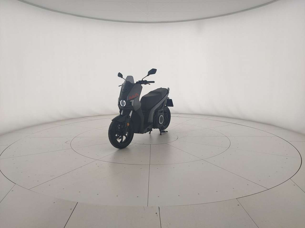 SEAT MO eScooter 125 Alumni R9KW