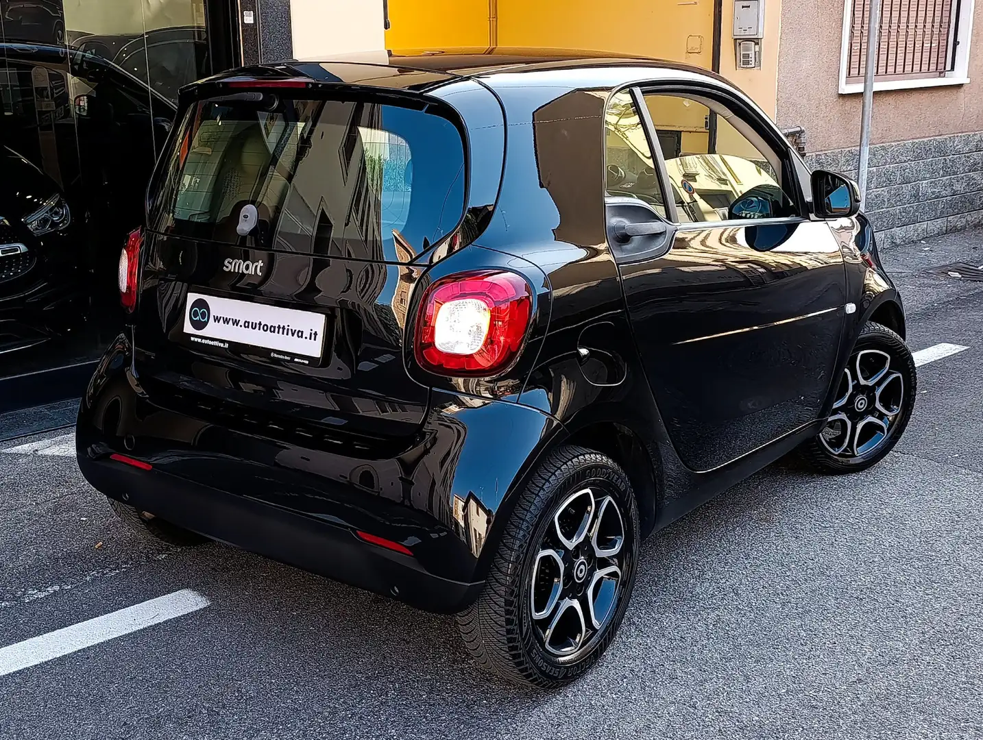 smart forTwo 1.0 Prime 71cv aut Km 30.755 tagliandata Mercedes Noir - 2