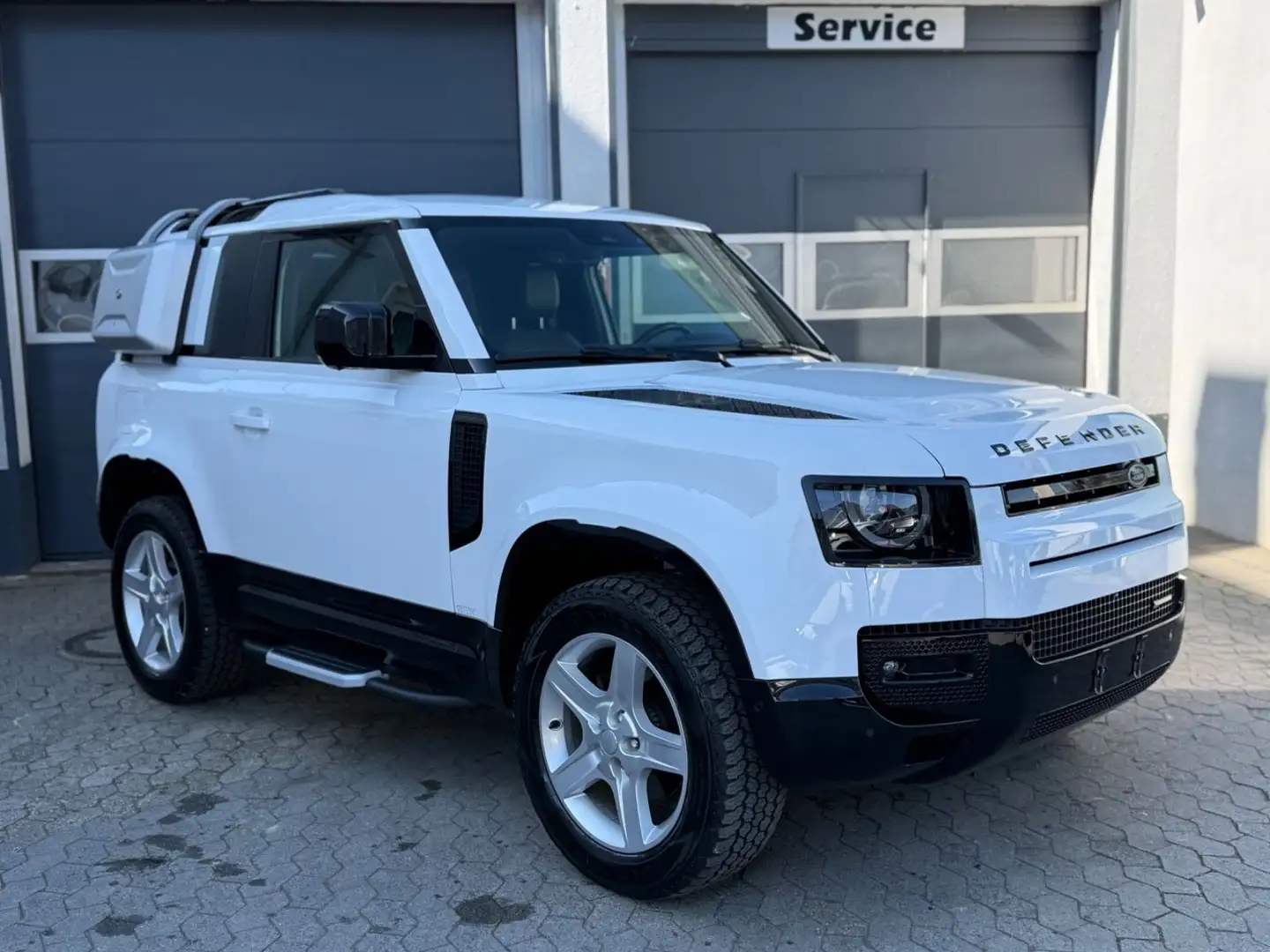 Land Rover Defender 3.0 D250 90 X-Dynamic SE *AHK* Weiß - 1