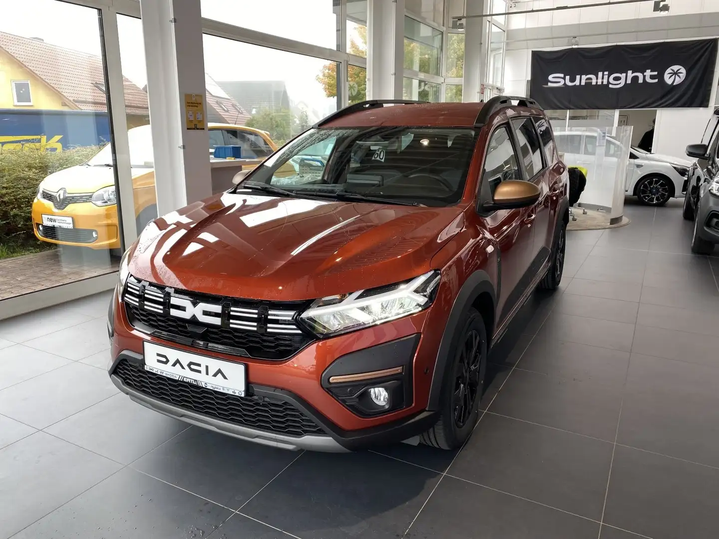 Dacia Jogger Extreme TCe 110 *Winterradaktion Brun - 1