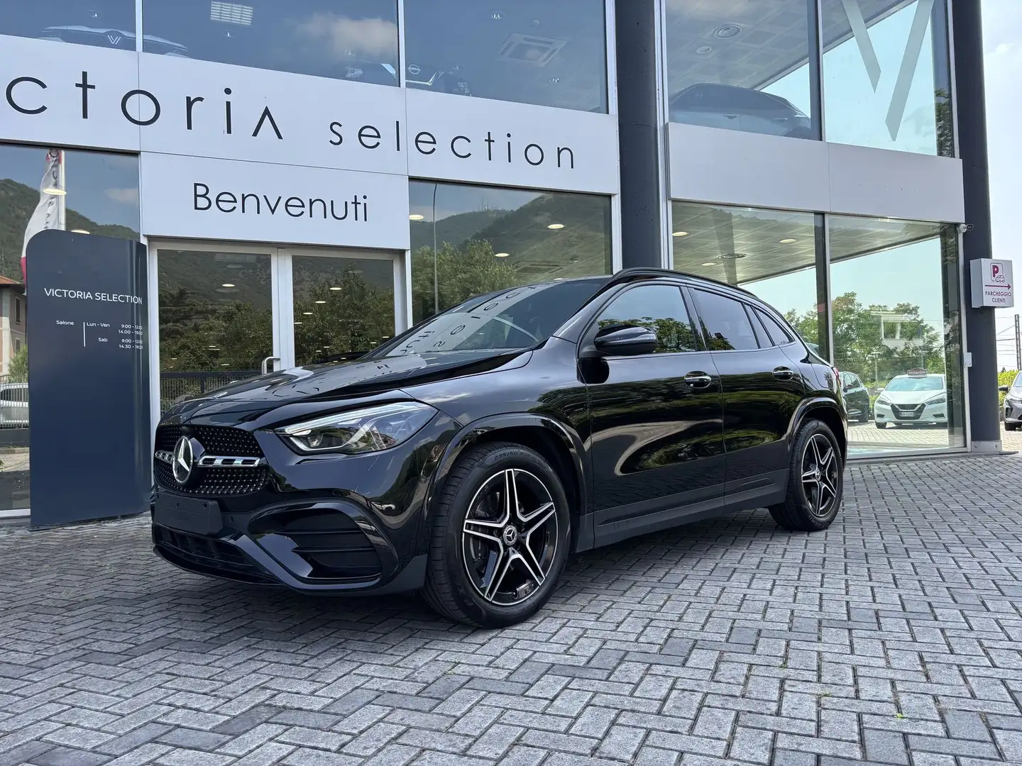 Mercedes-Benz GLA 200 GLA 200 D 4MATIC AMG LINE PREMIUM 150 CV C.AUTOMA Noir - 2