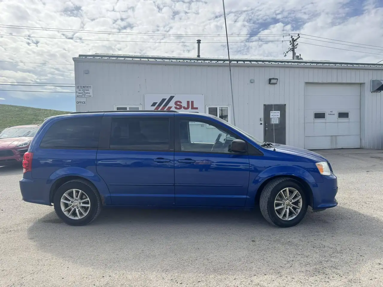 Dodge Grand Caravan снимка Dodge Grand Caravan