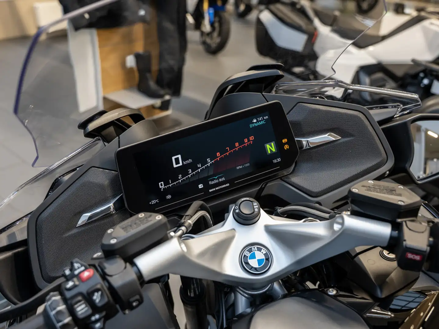 BMW R 1250 RT KOMFORT-P. DYNAMIC-P. ACC SHZ Czarny - 2