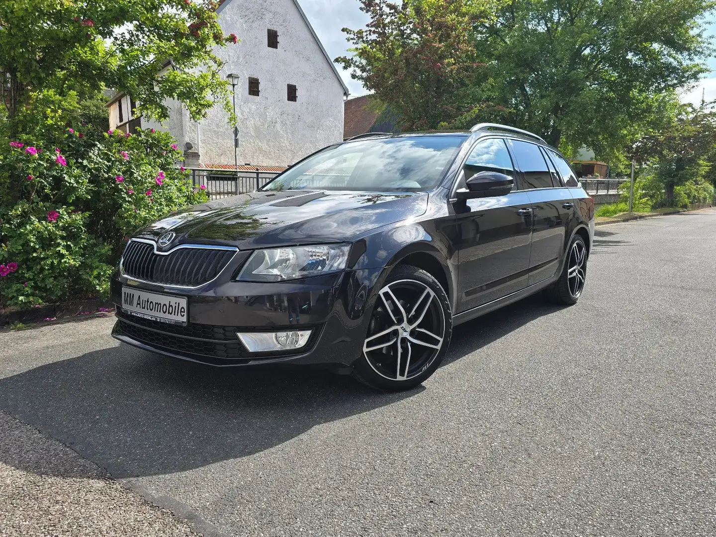 Skoda Octavia Combi Ambition-2.Hand-DSG-Navi-Sitzheiz. Nero - 1