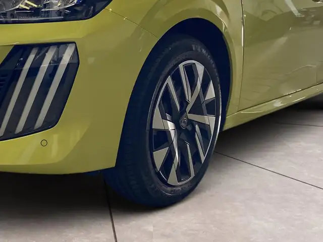 Peugeot 208 view 15