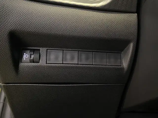 Peugeot 208 view 23