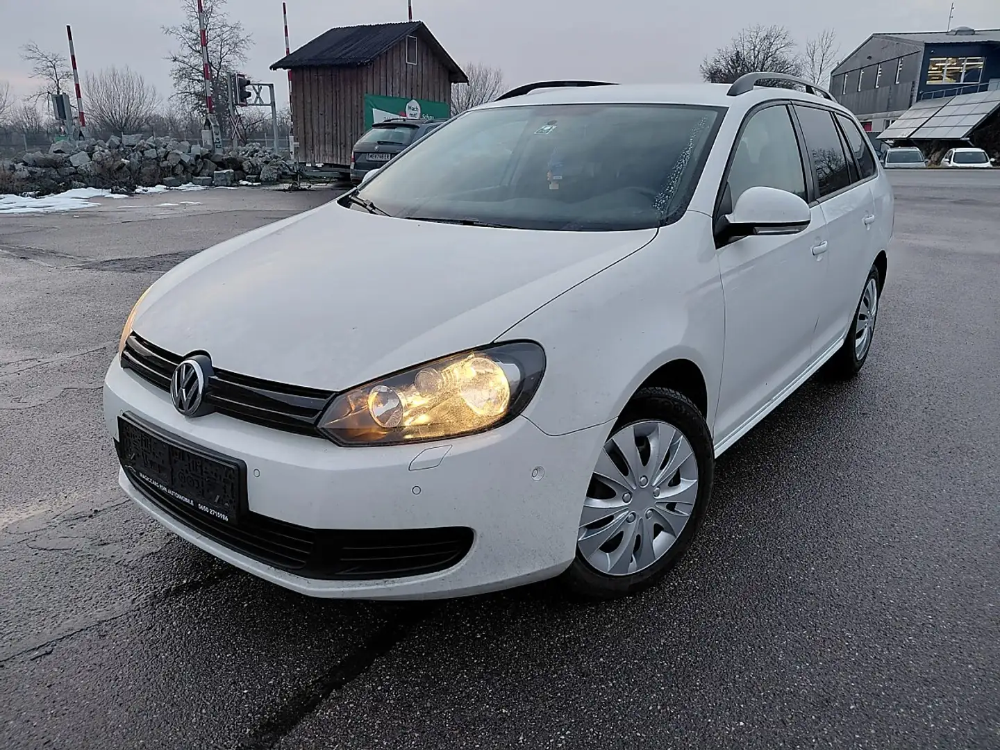 Volkswagen Golf Variant Rabbit BMT 1,6 TDI DPF Weiß - 1