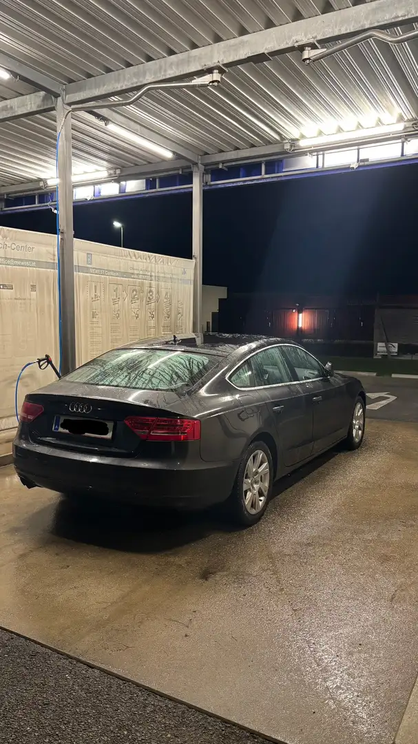 Audi A5 SB 2,0 TDI DPF Grau - 2